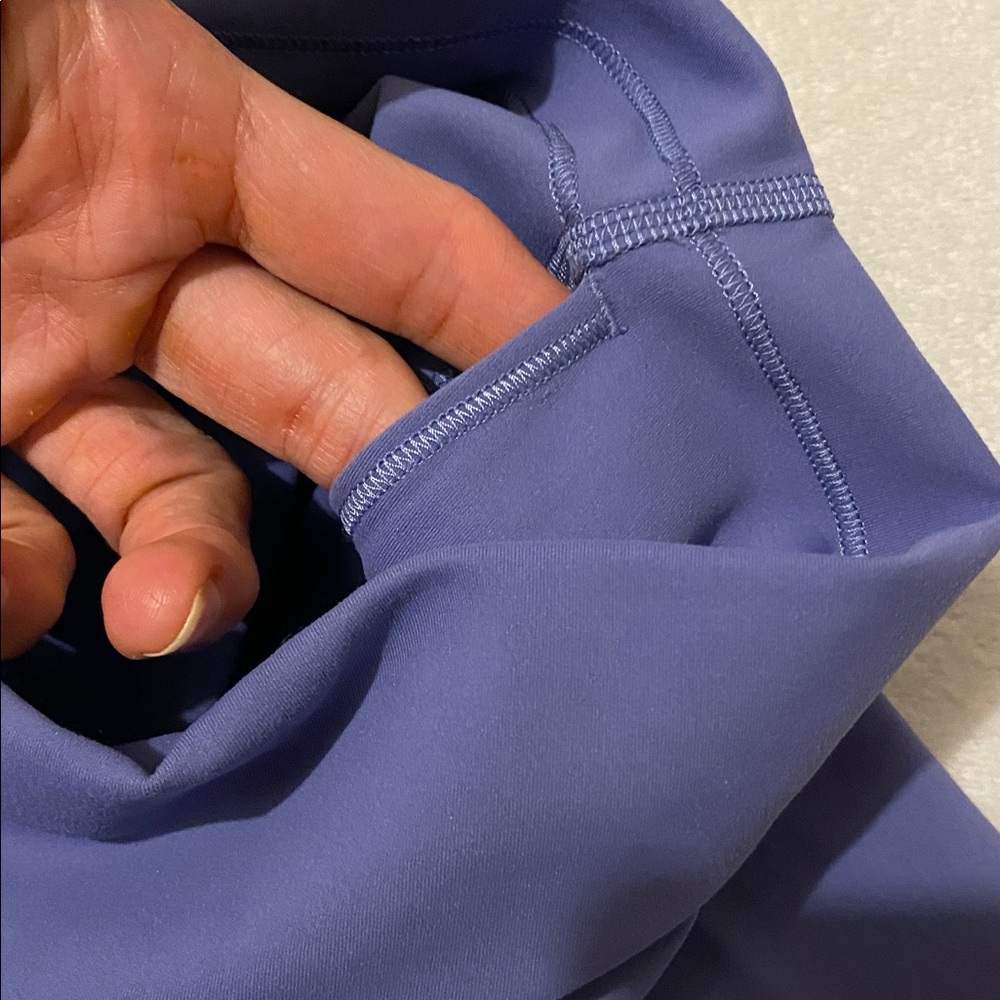 Lululemon Align High Rise Washed Denim Leggings. Like New Sz. 6 Long - Picture 9 of 10